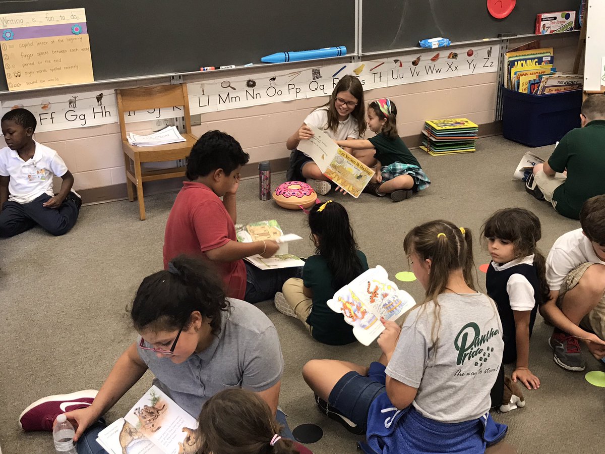 issirk09's tweet photo. 5th grade and Kindergarten book buddy time!!! #MissionPossibleFLE https://t.co/UUJ9schDa3