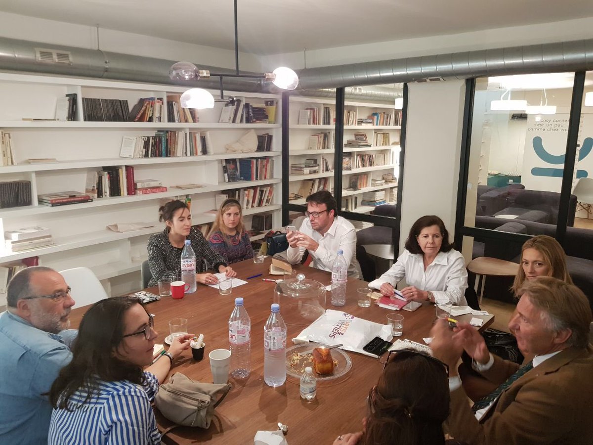 PaulaForteza's tweet photo. Réunion de travail avec conseillers consulaires #extcirco02 ⏩ préparation de l'AFE et mobilisation des communautés françaises locales https://t.co/Dx24KXi04j