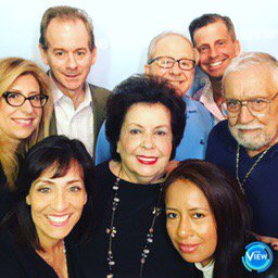 susanscaramucci's tweet photo. Thank you to @TheView!!!  Great job @Scaramucci!! ❌⭕️🤘🏼#themooch #greesh https://t.co/DcfBHgYEKG