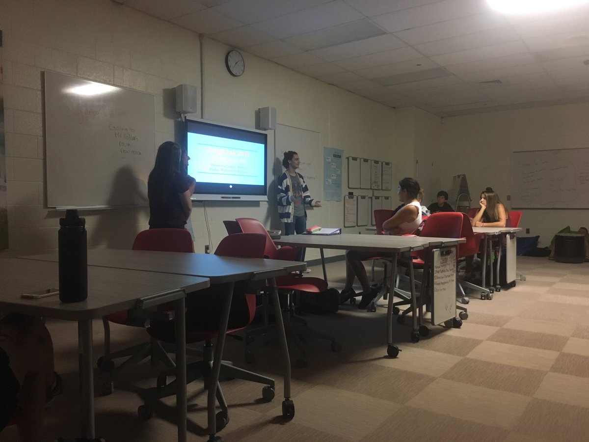 ahsinnovation's tweet photo. Sharing project ideas and working through the Empathy step #OneTroy #athensinnovation https://t.co/j3KNIbitD8