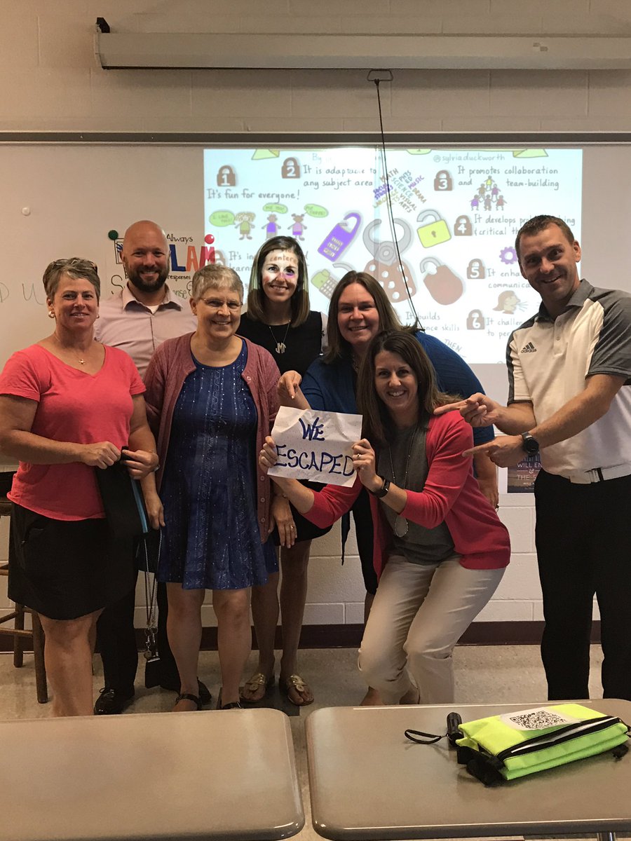 MathisEnglish's tweet image. Success! #weescaped #escaperoom #breakoutedu #MASHteach #MASDProud