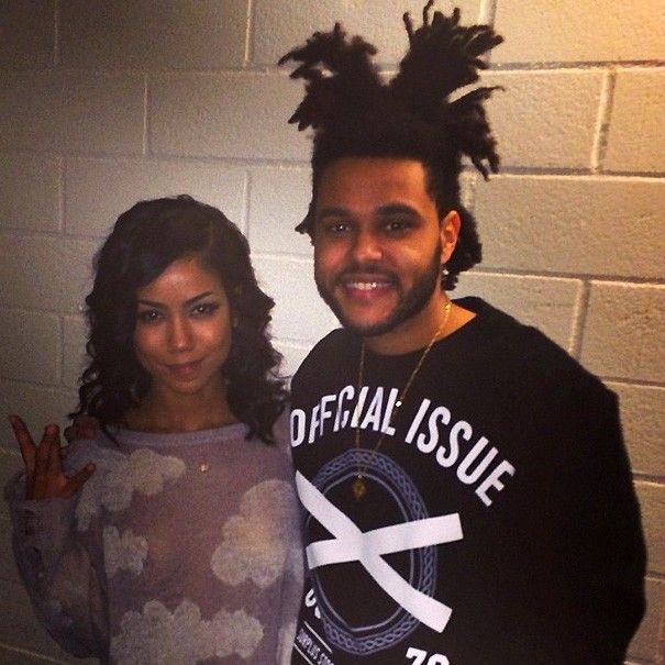vixolence's tweet photo. So when we getting @JheneAiko x @theweeknd? https://t.co/B0OBlxDfJ9