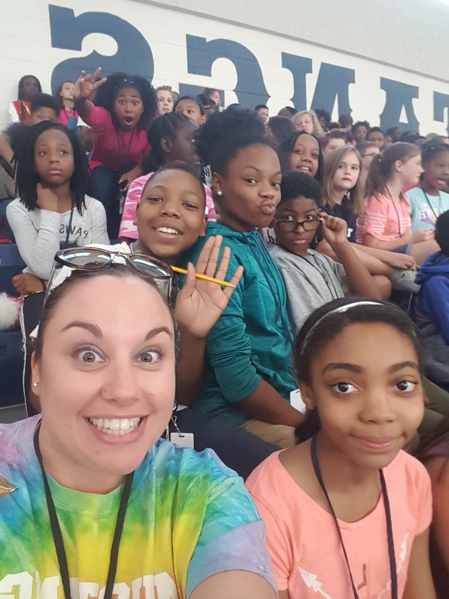 MsMayersClass's tweet photo. Put a little pep in your step!!! @mullerroad @MsMayersClass https://t.co/zJ7K5p0bQN