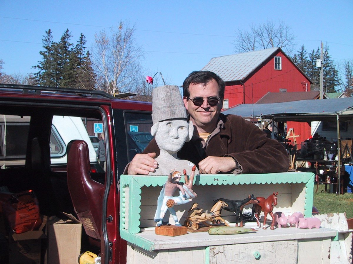 New blog just in time for the Aberfoyle Antique Show tomorrow! Fond Memories of being a Dealer in 2000: ow.ly/jjYr30fmm1V