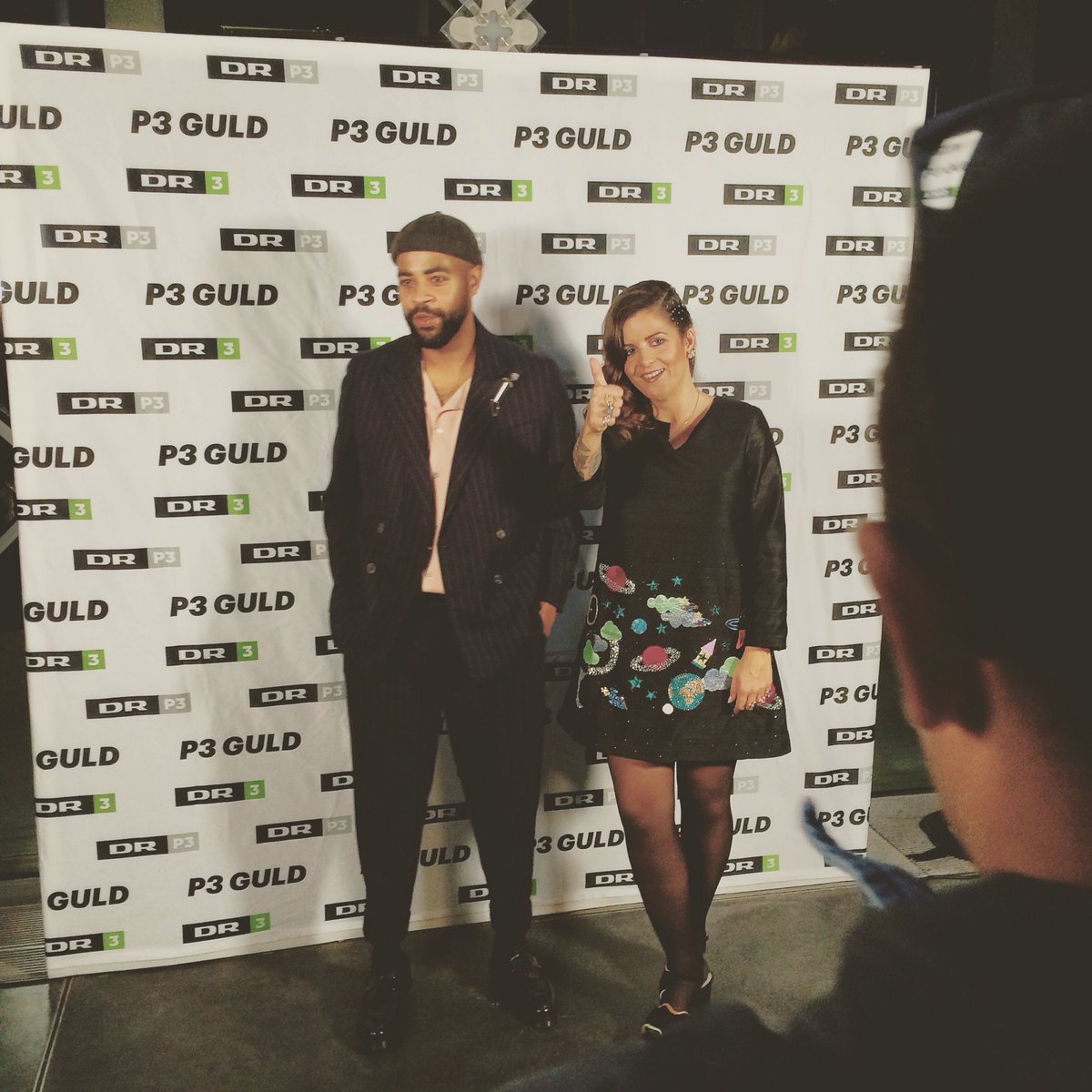 Sig hej til de knivskarpe værter!