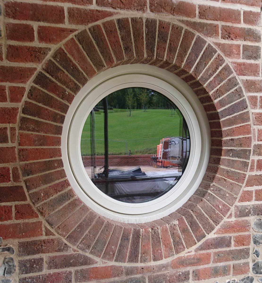 cwvincent15's tweet photo. Hardwood pivot window machined on the cnc. A perfect fit. #joinery #bespoke https://t.co/1XP5jCYzJf