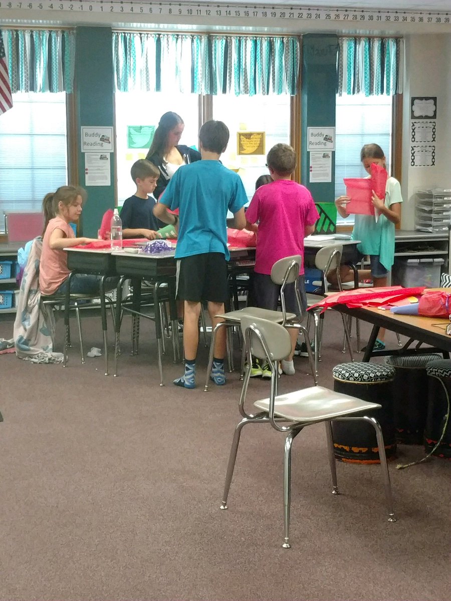 BHS German students and our guest students from Germany having a great day with some of our elementary school kiddos!#PawsNThink