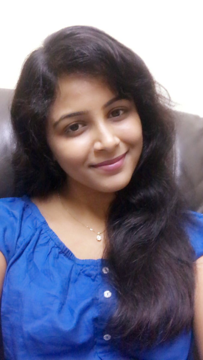 subikshaoffl's tweet photo. Gudniteeeeee Dearies 😀💙 https://t.co/ZBB3HQcoFm