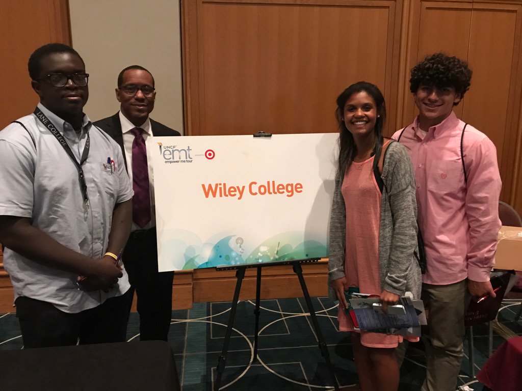 623CCR's tweet photo. Three more @ISD_623 students received admission to #WileyCollege #empowermetour https://t.co/QI4LXvoWhZ