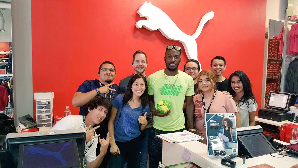 airbornforbes's tweet photo. #FBF When Puma at the Citadel showed me major love! #ForeverFaster #PUMAXO #LosAngeles @puma @citadel_outlets #puma #teamabf #GABTour https://t.co/HBaSzlwuJt
