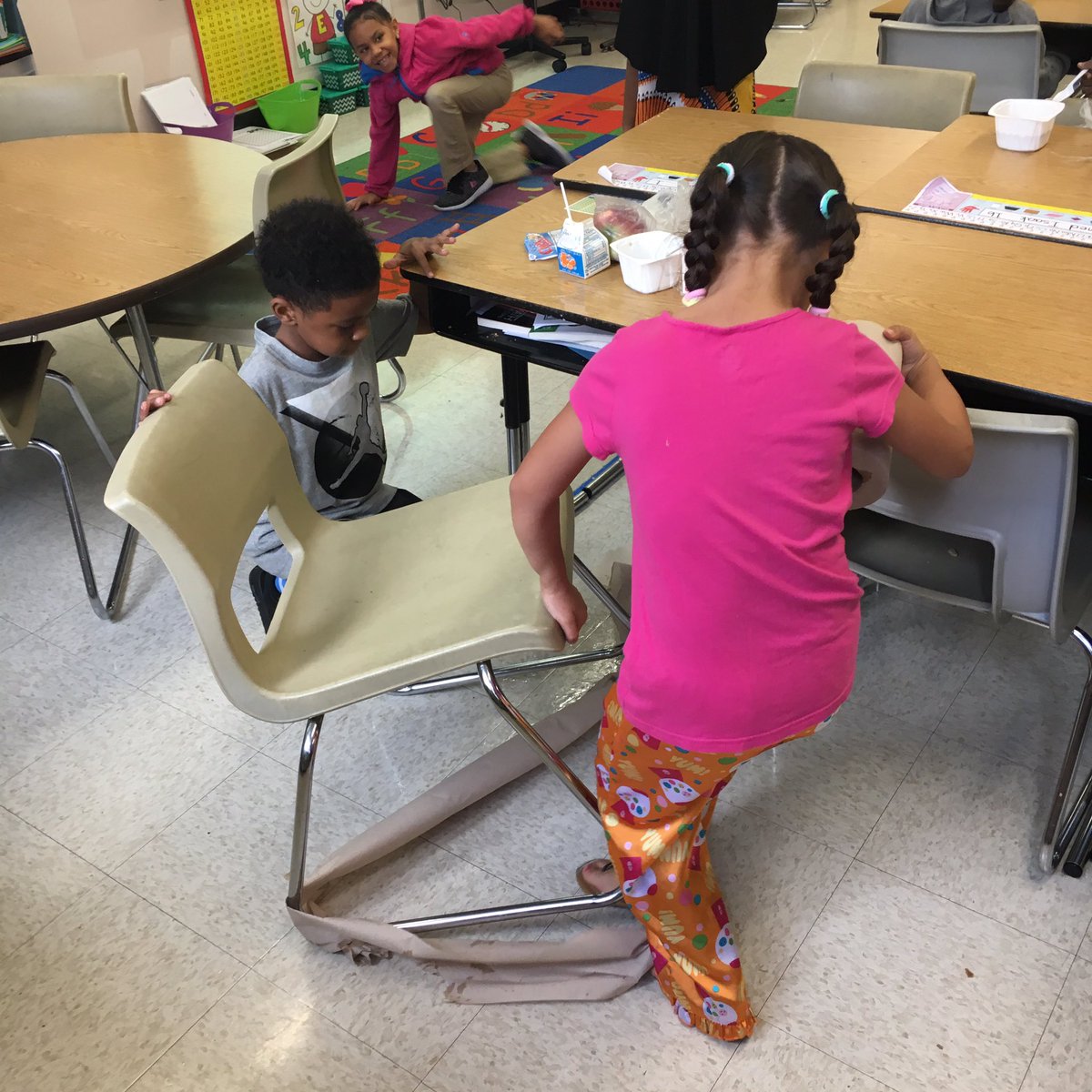 Stephanie Pooler tweet media