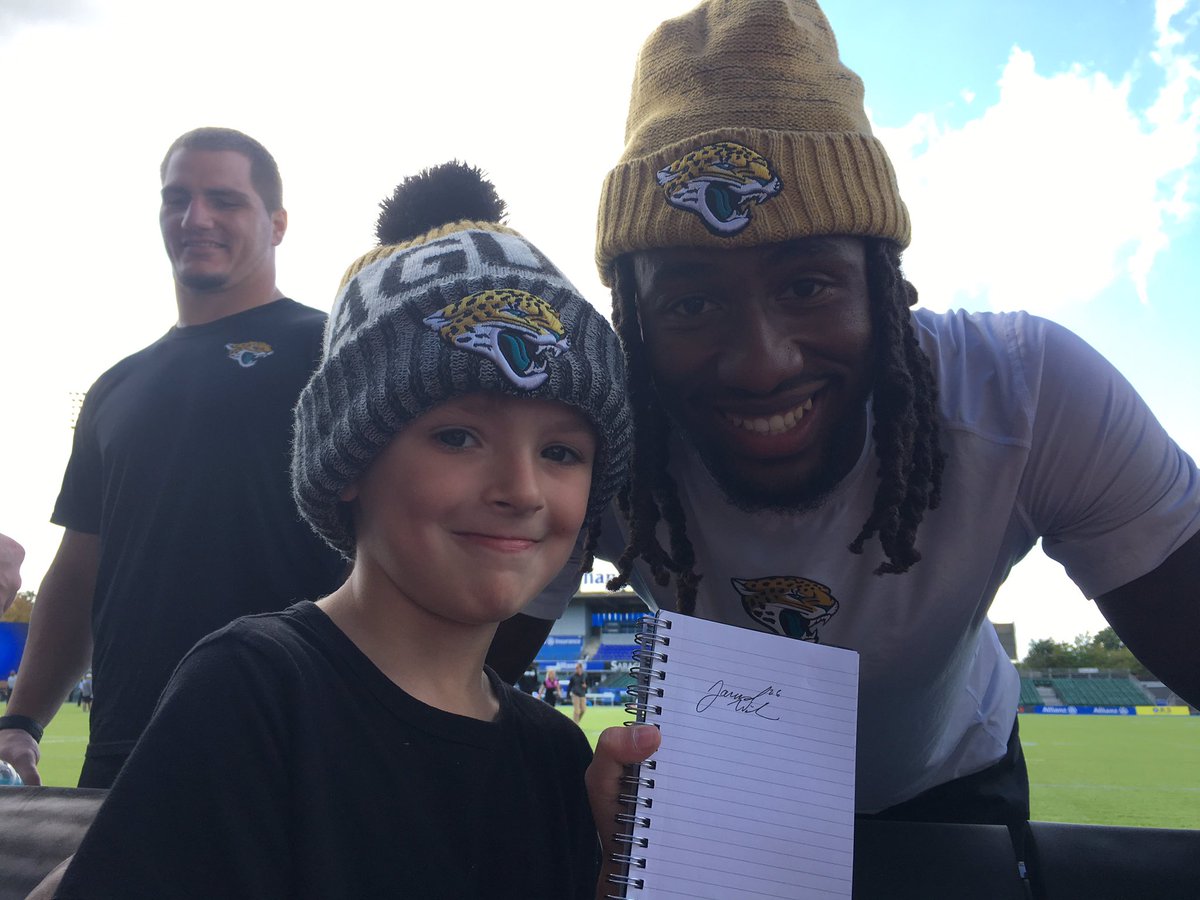 MoveModeMusic's tweet photo. @JWilson330 my son literally had the best day, thank you to you and the rest of the team that took the time to meet him!! https://t.co/wXIihAH37z