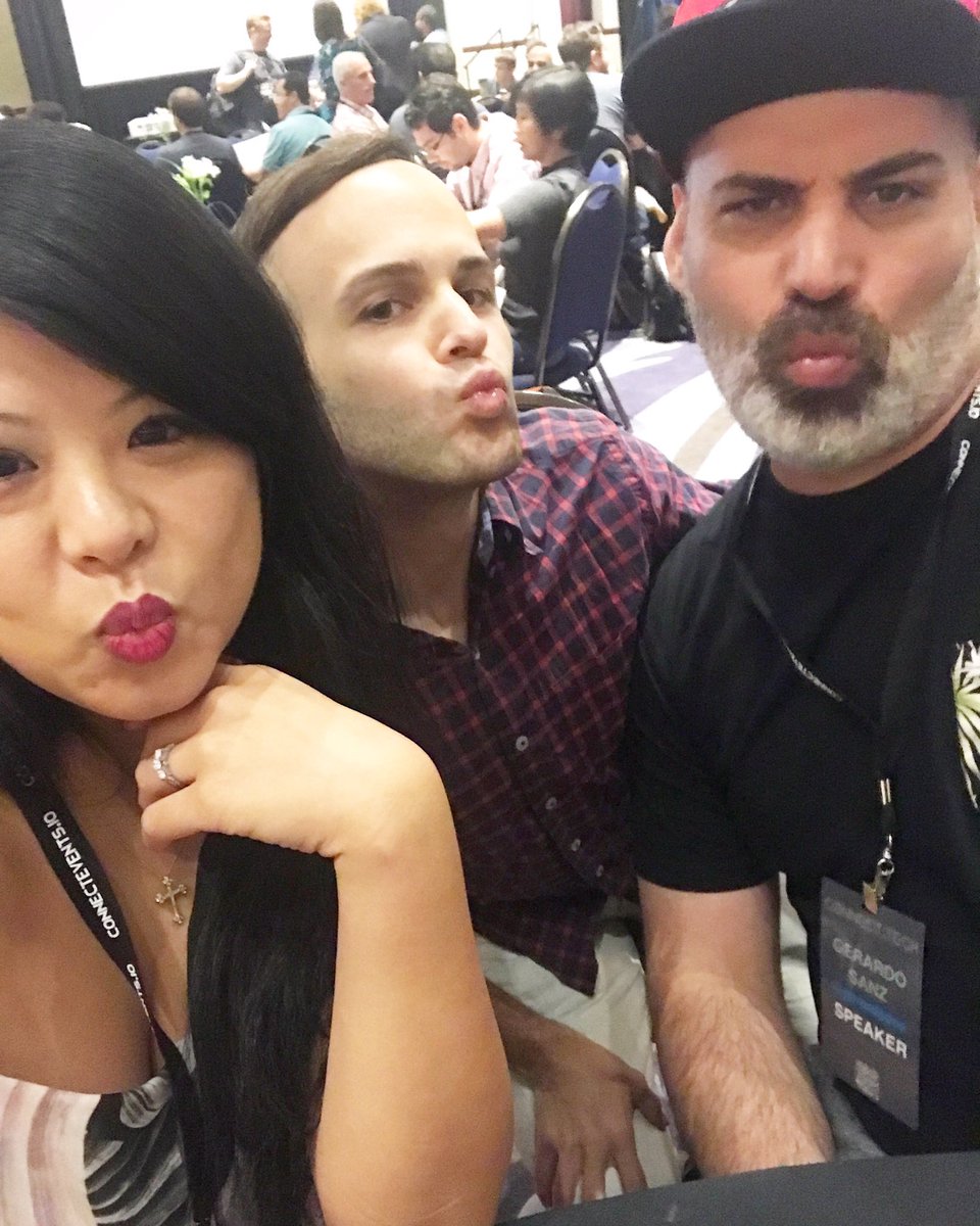 ladyleet's tweet image. You might think I encouraged this duck face, but it was @gerardsans // @elpapapollo #connectjs