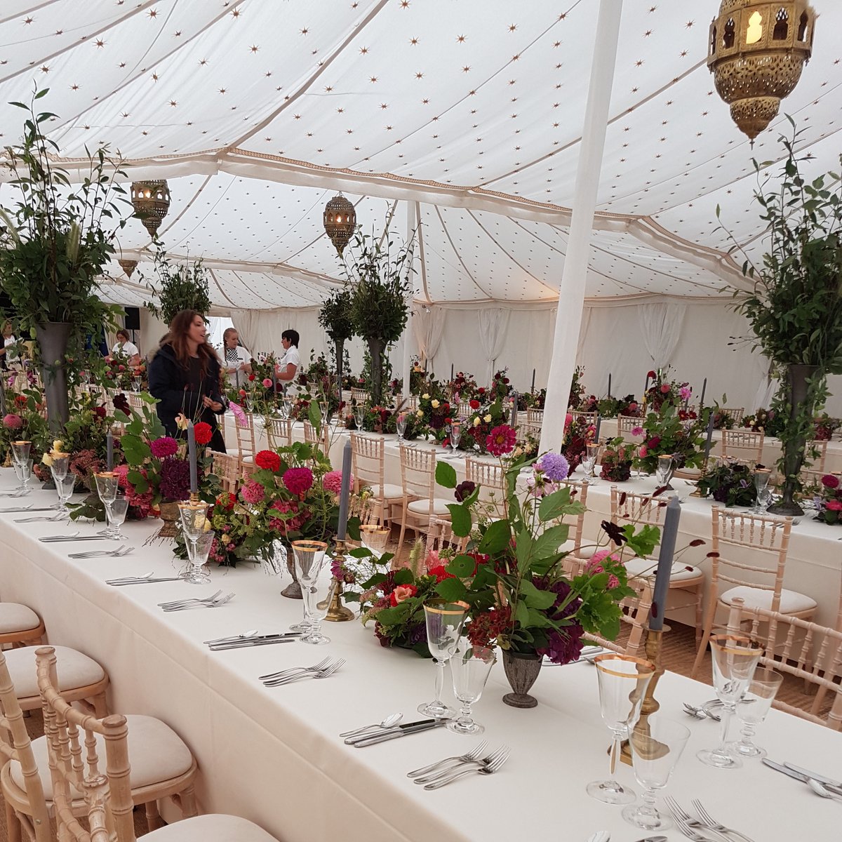 We love catering from canapes &amp; bowl food, bbqs &amp; sharing platters to buffets, picnics &amp; grander affairs. mrsb.kitchen/parties-events