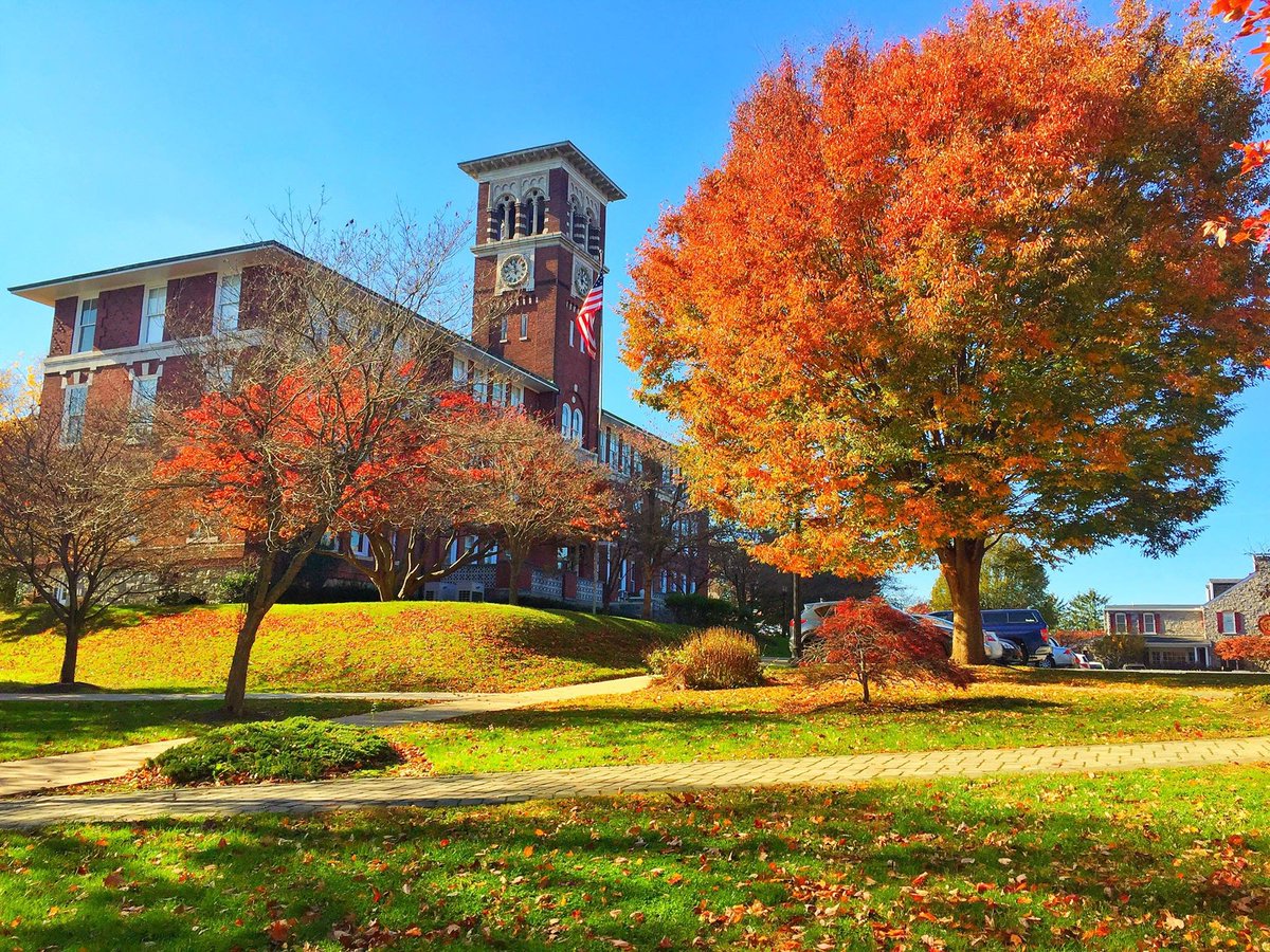 ThaddeusStevens's tweet image. Goodbye Summer ☀️, Hello Autumn 🍂 #FirstDayoFall