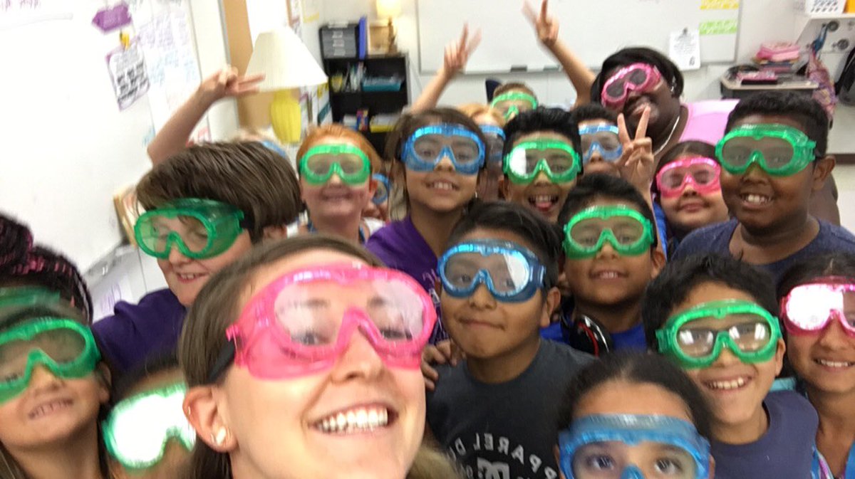 MsKovel's tweet photo. Embracing the goggles! @BCPSSci @ColgateES we are truly #colgatefresh https://t.co/W8A7G82TzI