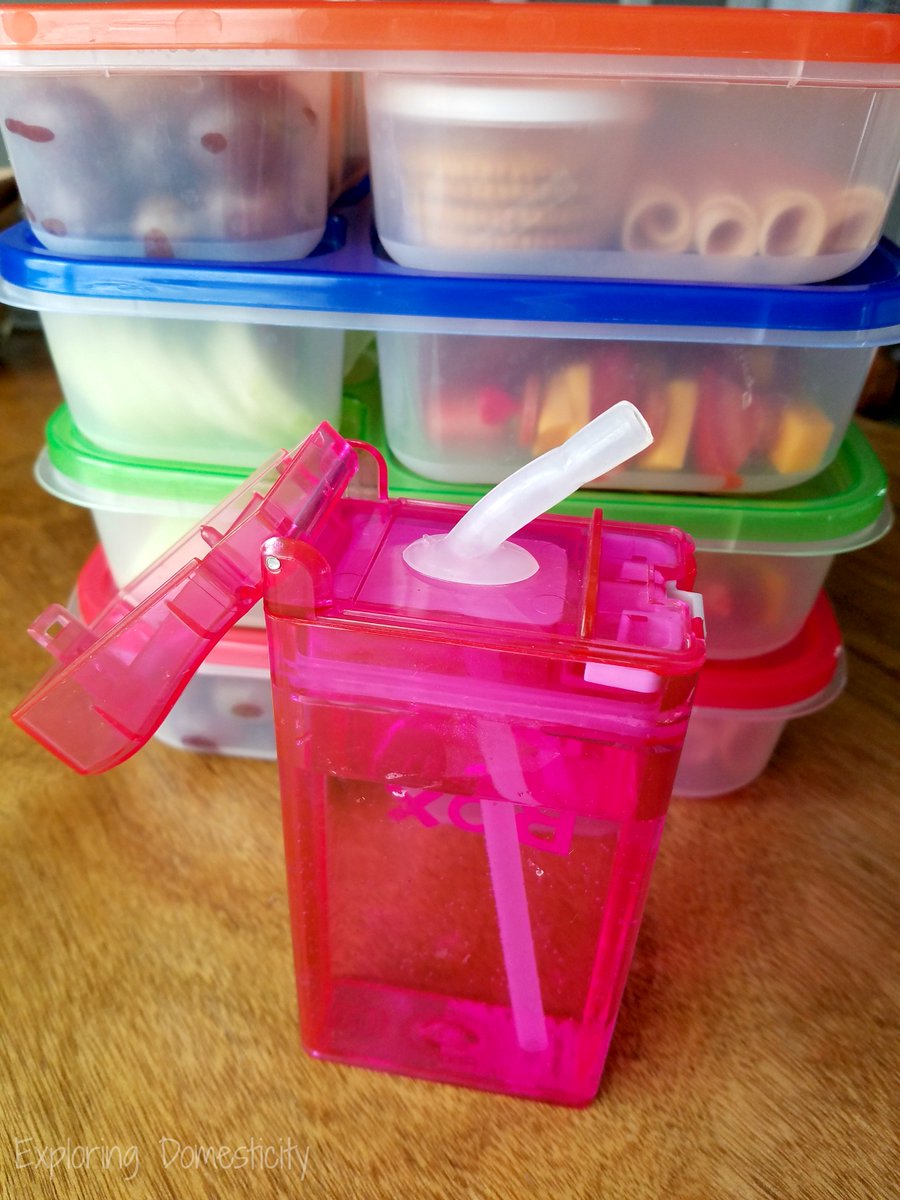 ExpDomesticity's tweet photo. Perfect fit for small lunch bags! Drink in the Box from @PrecidioDesign is amazing! https://t.co/kGU9hZBWc7 #school #lunches #drinkinthebox https://t.co/OqOYsqaWvg