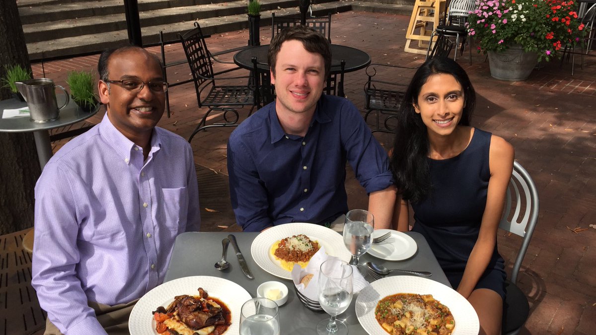 AKrishnarajMD's tweet photo. Proud of our most recent mini fellows @Nappersnap and @dr_kaydo.  We will miss having them on our service. https://t.co/ZVJ6QcJiZa
