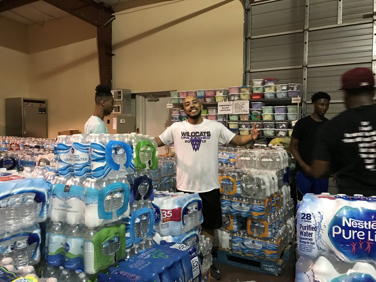 DuluthHighHoops's tweet image. There is still time to join us as we #helpHouston #hurricaneharvey #floodvictims. The Last day to donate is Sat, 9.23 at Cube Smart Duluth!