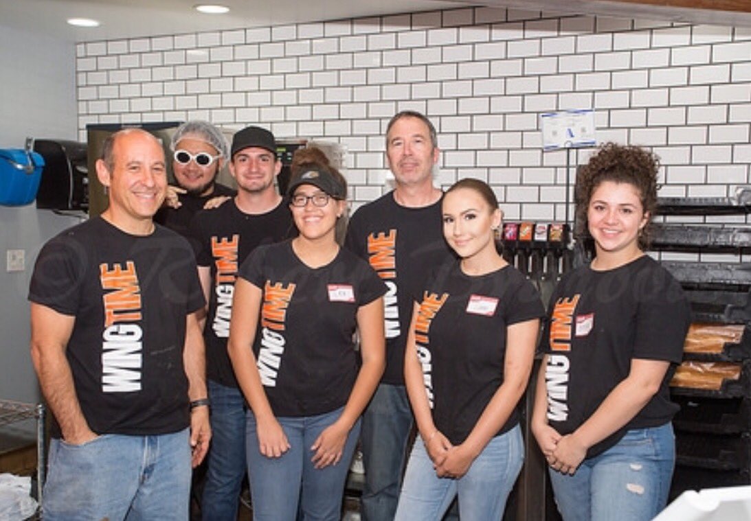imagewords's tweet photo. So happy that @wingtimelv is scheduled to talk #nationalchickenmonth #fryday on @LasVegasNOW @8NewsNow #8nn #shoplocal https://t.co/mje0O3fP5G
