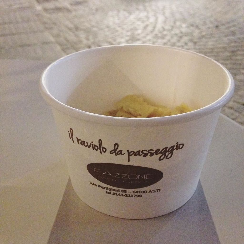 AriannaRogina's tweet photo. Plin di nocciole Piemonte al profumo di zenzero - Fazzone sempre 🔝🔝🔝#winestreet #asti #food #wine #tasting #fazzon… https://t.co/I8v6GNzaul https://t.co/vwfvcfiBHY