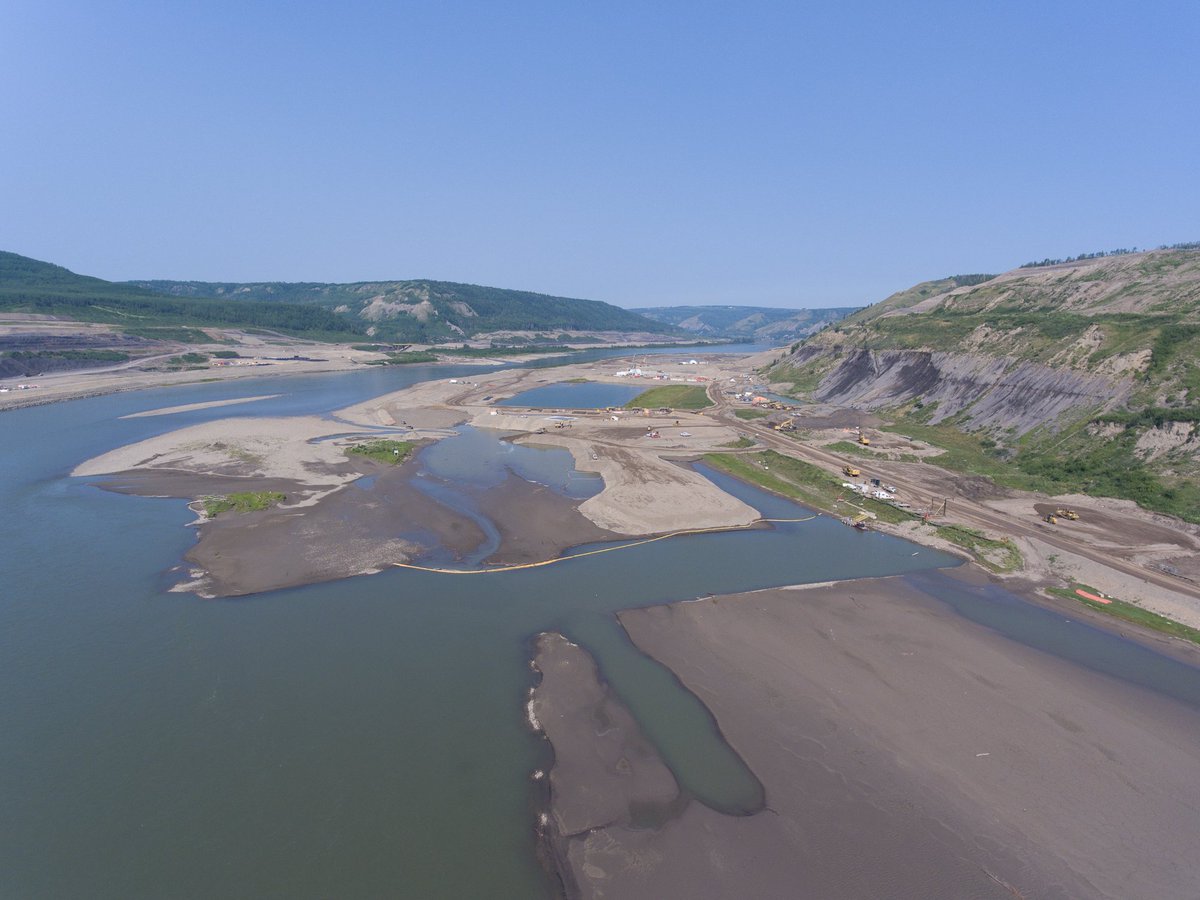 Site C workforce drops in July, though number of TFW's increased - goo.gl/nBhJ2E #yxj #yxjnews ... https://t.co/pMt85toq4V