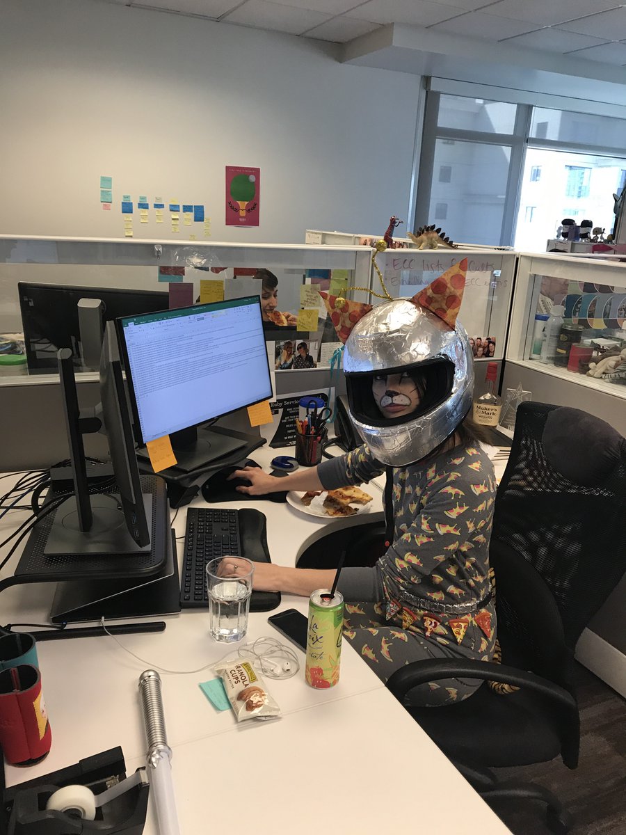 sgtothec's tweet image. Space Kitten Pizza Party #justanotherday @callruby @techoregon #rubytech