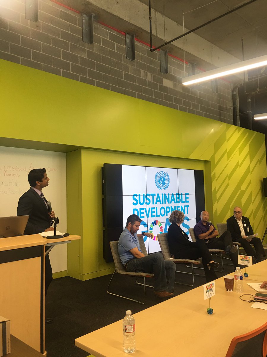 cuenca_nelly's tweet photo. 60% of student achievement is due factors outside the school #GlobalPeopleSummit #DallasHub person 2 person block by block #help #together https://t.co/wOVQ7U6Xnp