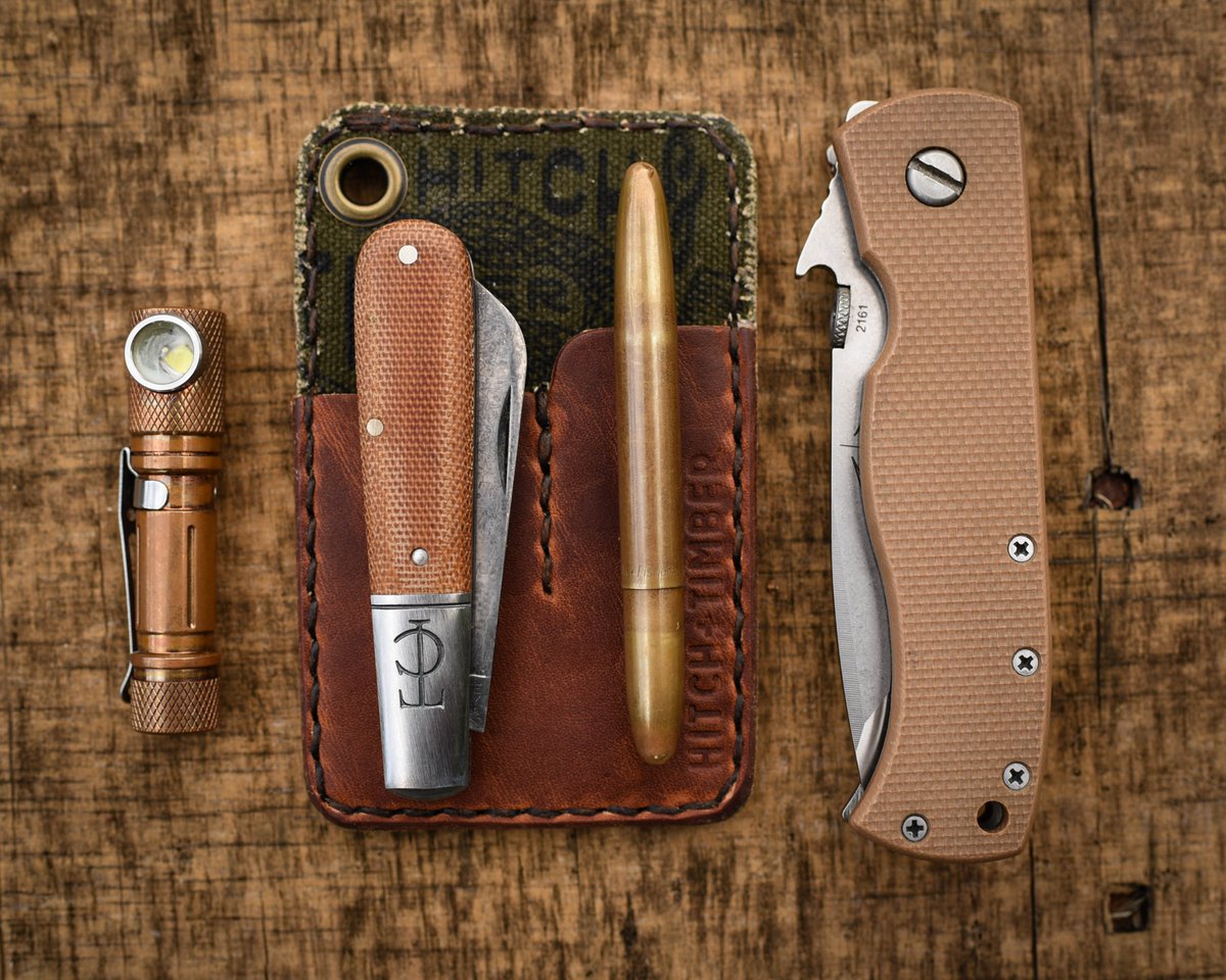 hitchandtimber's tweet photo. The Rover in English Tan Dublin #hitchandtimber #madeinusa #handmade #leather #wallet #organizer #minimal #everydaycarry #simple #kiss https://t.co/shMy1ZqNW1