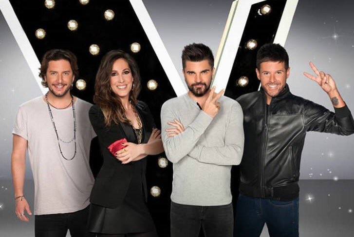 manuelcarrasco_'s tweet photo. Esto empieza ya!!! @_MaluOficial_ MaluOficial_ @PabloLopezMusic @juanes @lavoztelecinco @grupoboomerang https://t.co/jUfXHFknXD