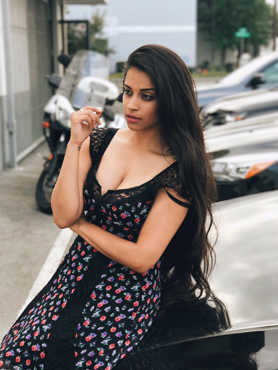 Lilly's tweet photo. Thinking about tater tots. https://t.co/pnMobzh3JR