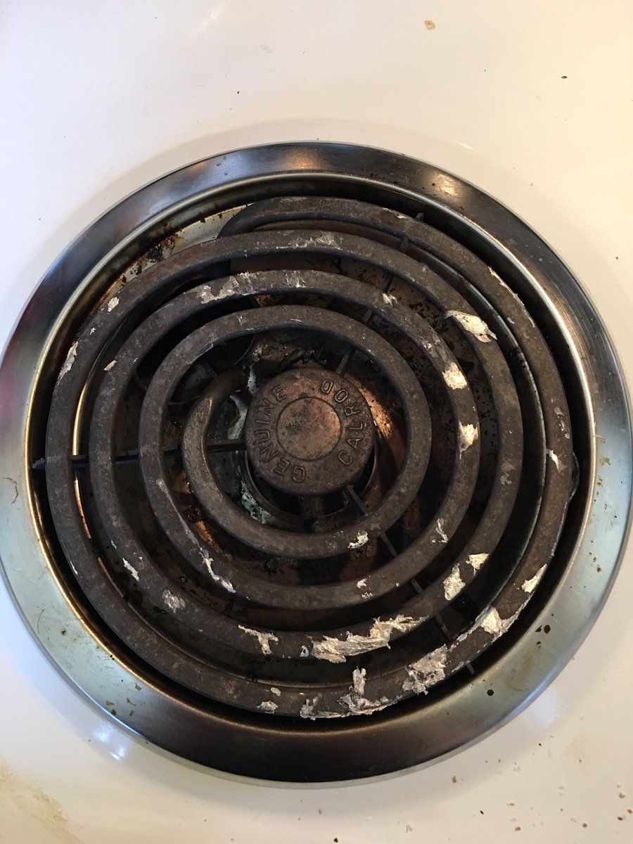 Mr_Hadwin's tweet photo. Take note, tin-foil on a burner is a bad idea 😂 https://t.co/3m1xxmwtrC
