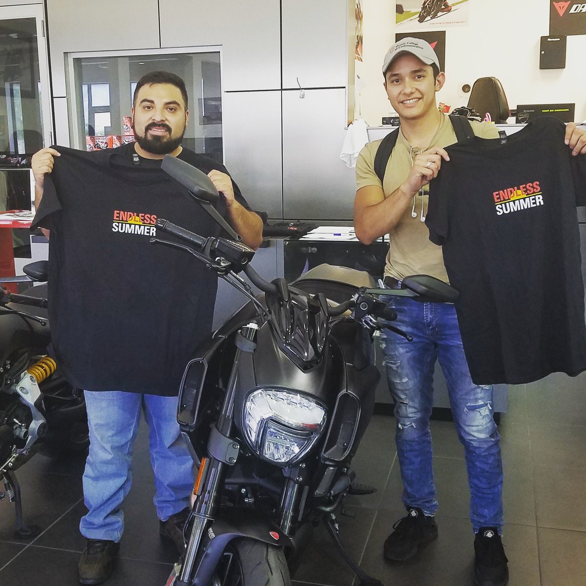 CTXmotoworks's tweet photo. We still have t-shirts for test riders! Come ride your next bike! #ducatiendlesssummer #diavelx https://t.co/1C2tiQP0MM