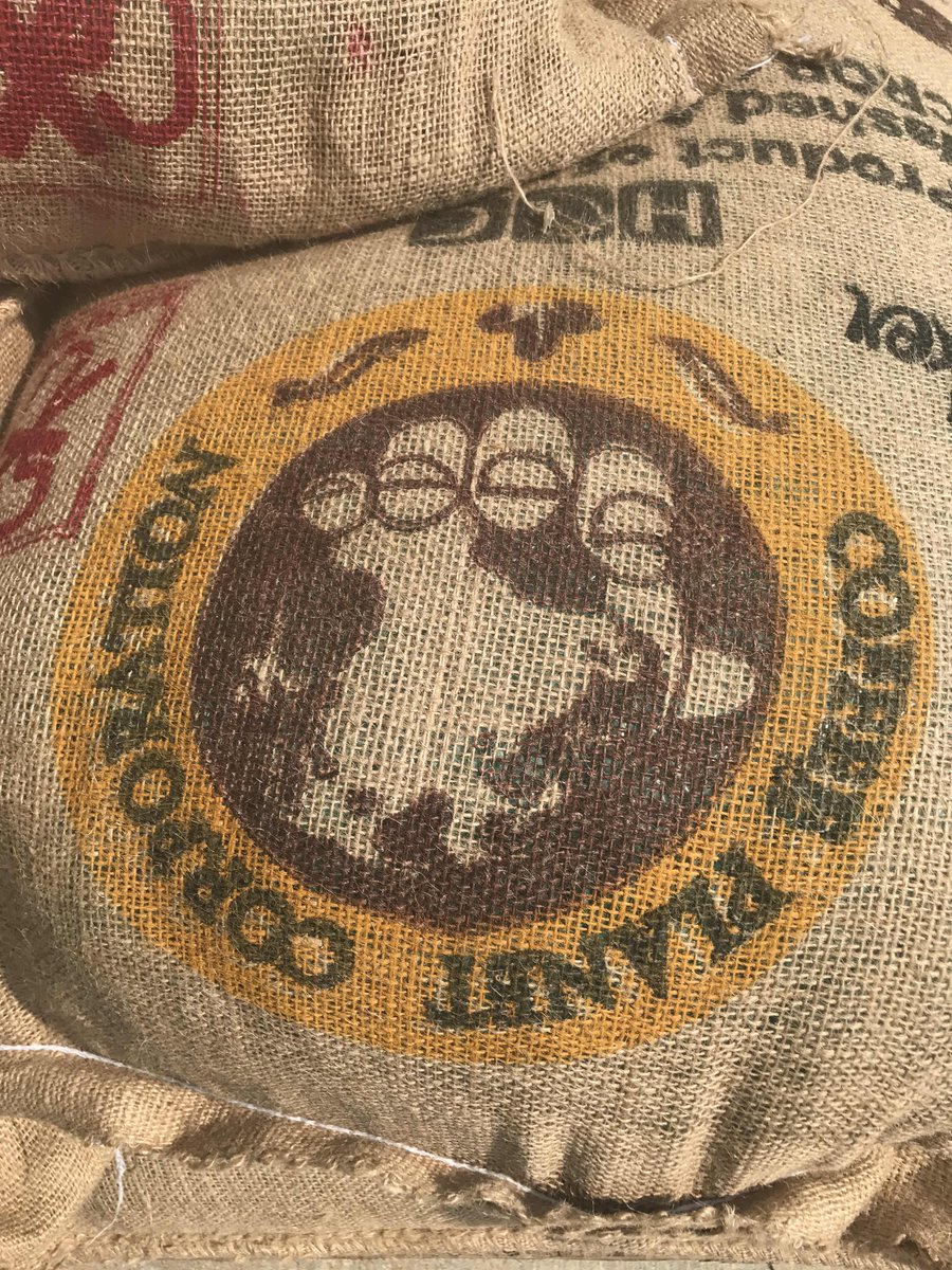 CoffeeAtTheLoft's tweet photo. From our direct trade partners in Honduras,1500 lbs of fresh fair trade coffee! “We See Coffee Differently.” #CoffeeAtTheLofts https://t.co/OeJAnjUieb