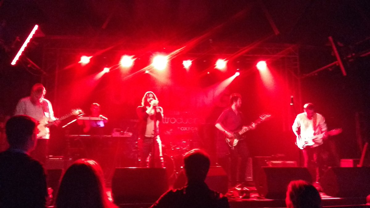 BBCIntroOxford's tweet image. Niiiiiiiiiiiiiiice! @LowwsHQ live on stage right now for Uprising at the @O2AcademyOxford