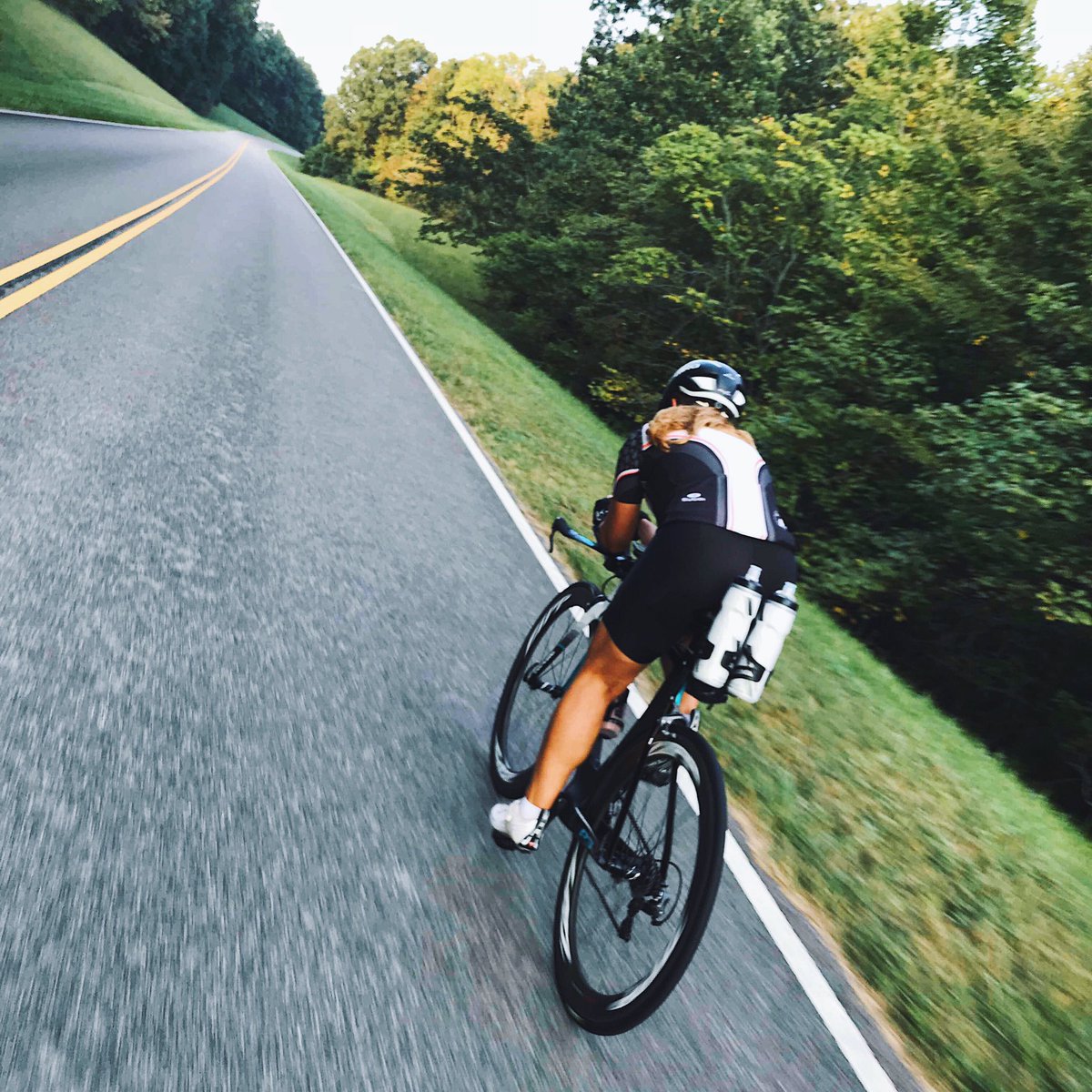 It's the weekend! Who's doing what?! 6:00 ride/1:00 brick 😳😰😑 #cyclinglife #ironmantraining #imlouisville #triathlete #cervelo