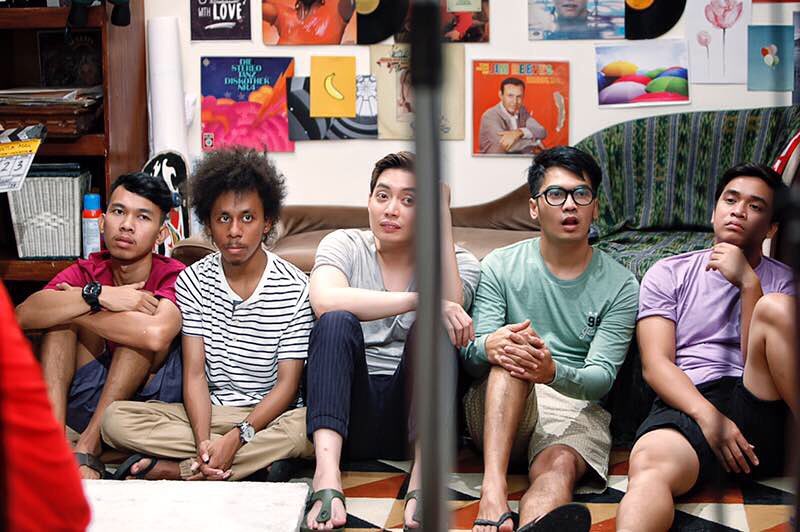 Beda warna, beda kelakuan, tapi satu Ibu. Cuma Mak yg bisa membuat perbedaan kita jadi satu Cinta

SUAMI UNTUK MAK sedang tayang di bioskop!