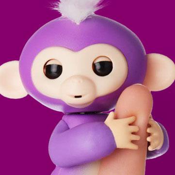 eBay's tweet photo. Fingerlings are here! Here's your chance to get this hard-to-find toy before it sells out. https://t.co/tAYjciUglI https://t.co/l8o45Kx4Z9