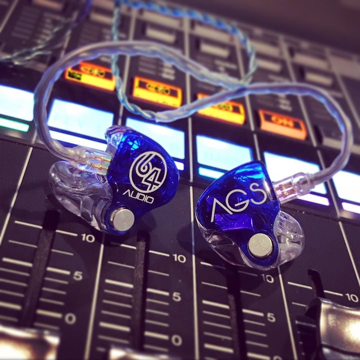 64audio's tweet photo. 📸@agstray Oh did I mention I love these?? 64audio #64ears #A3 #Apex #inearmonitor #customs #custominears #ciems #audio #audioengineer https://t.co/kF2yk5mSyO