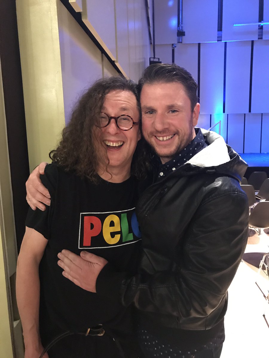 mike10devine's tweet image. Great night brilliant gig met a legend great set @mileshuntTWS if you get chance go an watch this tour milo an erica are superb #wonderstuff
