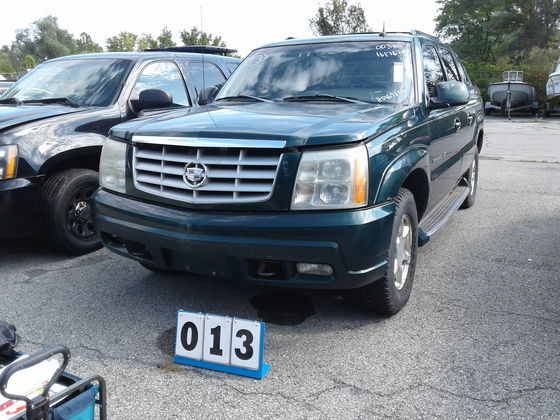 NYS_OGS's tweet photo. Looking for a #CadillacEscalade? #NYS surplus vehicle #auction in #SaltPointNY on 9/29 has that & more! Visit https://t.co/RF5GKDZVRN π€ππ΅ https://t.co/Q87NJ3t3jA