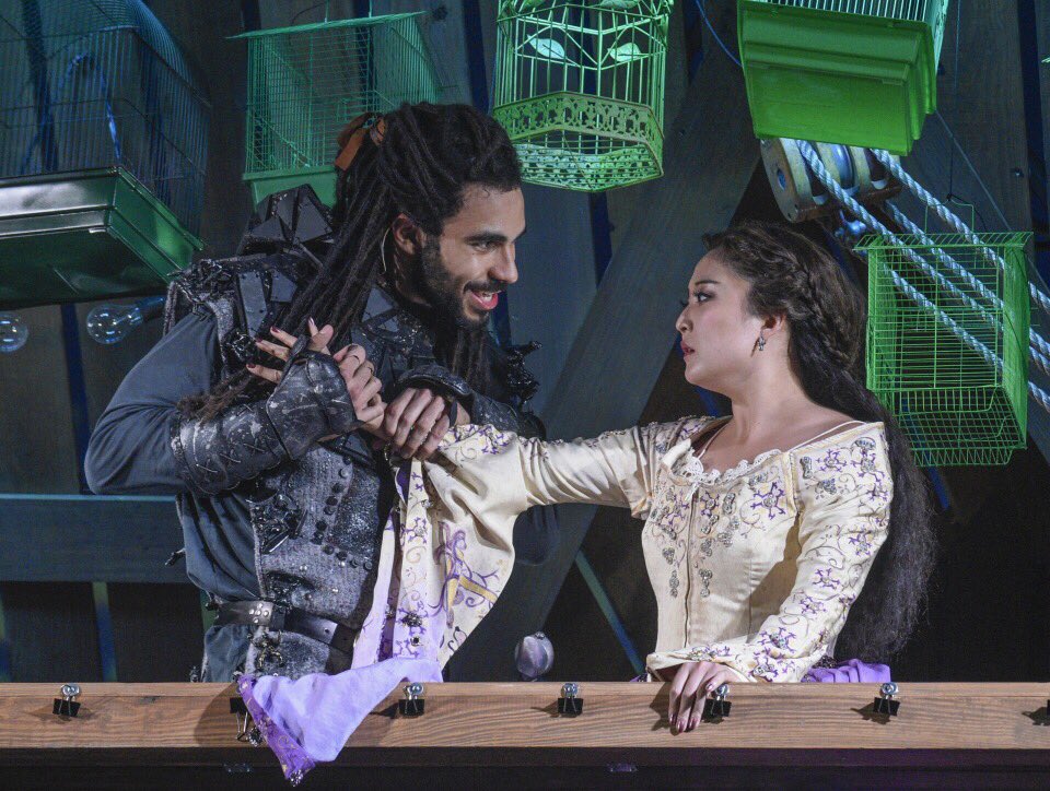 HoodMusical's tweet photo. We love this shot of #MaidMarian & The #SheriffofNottingham
⚔️⚔️⚔️⚔️
#HappyHoodFriday
🌲🌲🌲🌲
#Hood #BeRobinHood #MerryBe https://t.co/iuHfHfv4vm