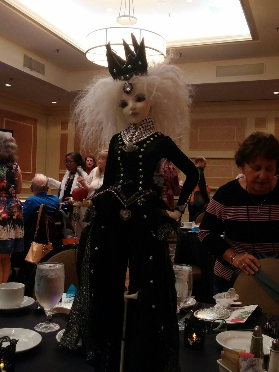 MDCCINC's tweet image. Pale #BoBergemann cp 3/6 (picture can not do justice) #MDCC2017 #FairyTalesComeTrue #Danvers