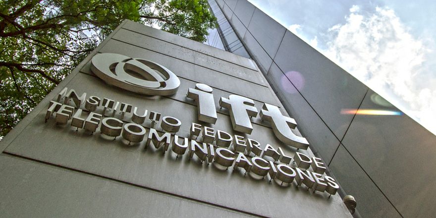 IFT_MX's tweet photo. #COMUNICADO A 72 horas del sismo, el 98% de las redes públicas de telecomunicaciones se encuentran en funcionamiento https://t.co/qaDA1YLqAZ https://t.co/z32BcJlg9j