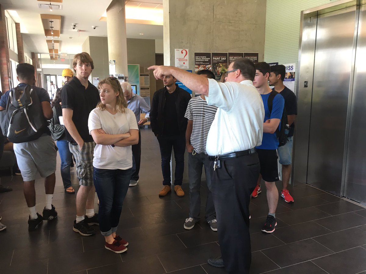 DurhamGEDO's tweet photo. Canada's largest geothermal system tour of the tunnels @UOIT used 2 heat &amp; cool the campus building.  Providing clean energy 4 UOIT #GEDO17 https://t.co/XjuHqd4SGg