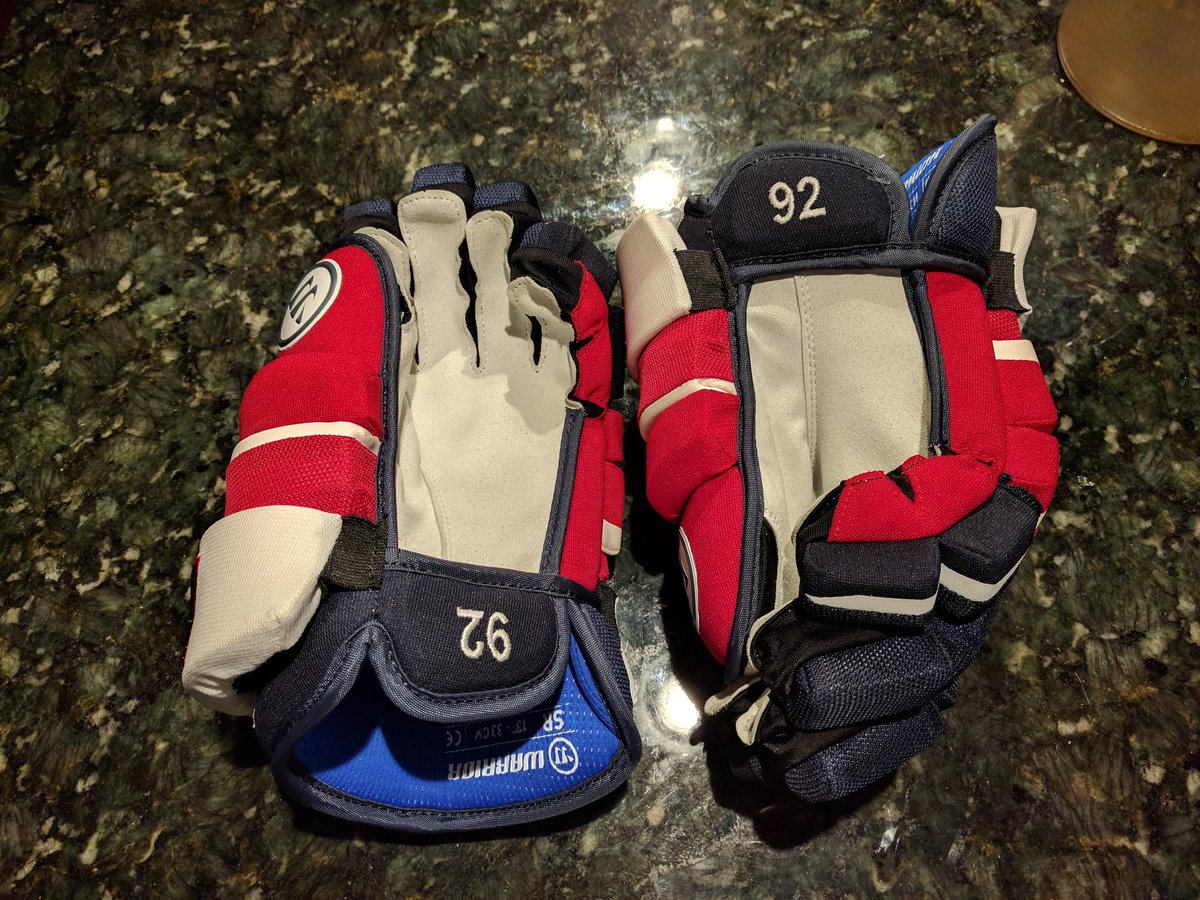 Can't wait to try out my new Kuzy gloves tomorrow <a href="/Kuzya92/">Evgeny Kuznetsov</a>