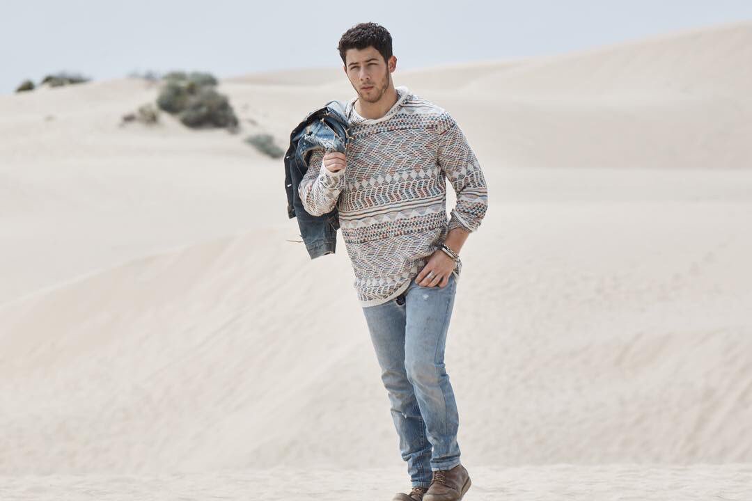 JickNonasNews's tweet photo. nickjonas: #FindYouVideo https://t.co/PNzaPAd58h https://t.co/XtbuVgTS4t