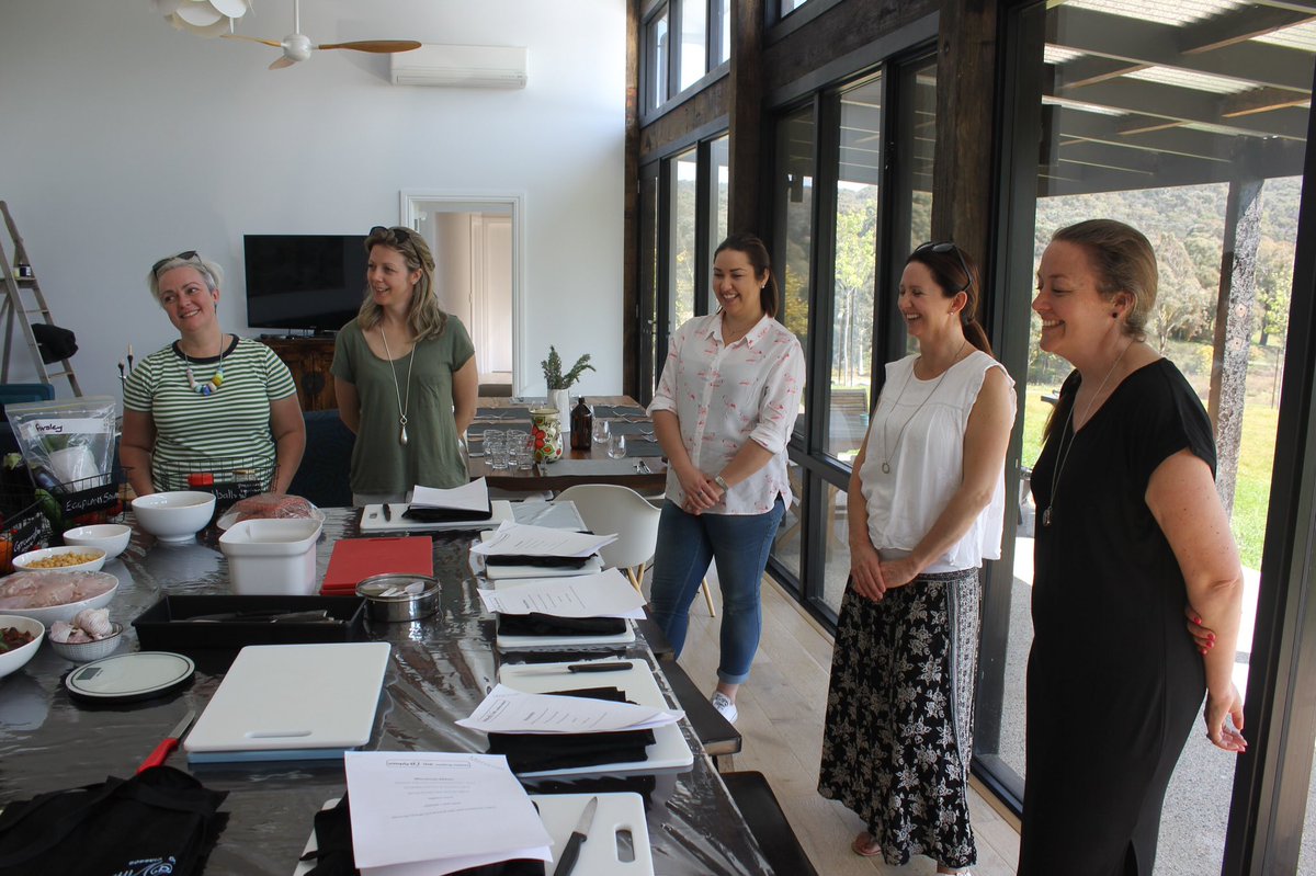SimplydVineCook's tweet photo. And we are underway with another Moroccan Cooking Class
#Daylesford #cooking #CookingClass #Moroccan #GirlsWeekend https://t.co/CU1XZyQ34n