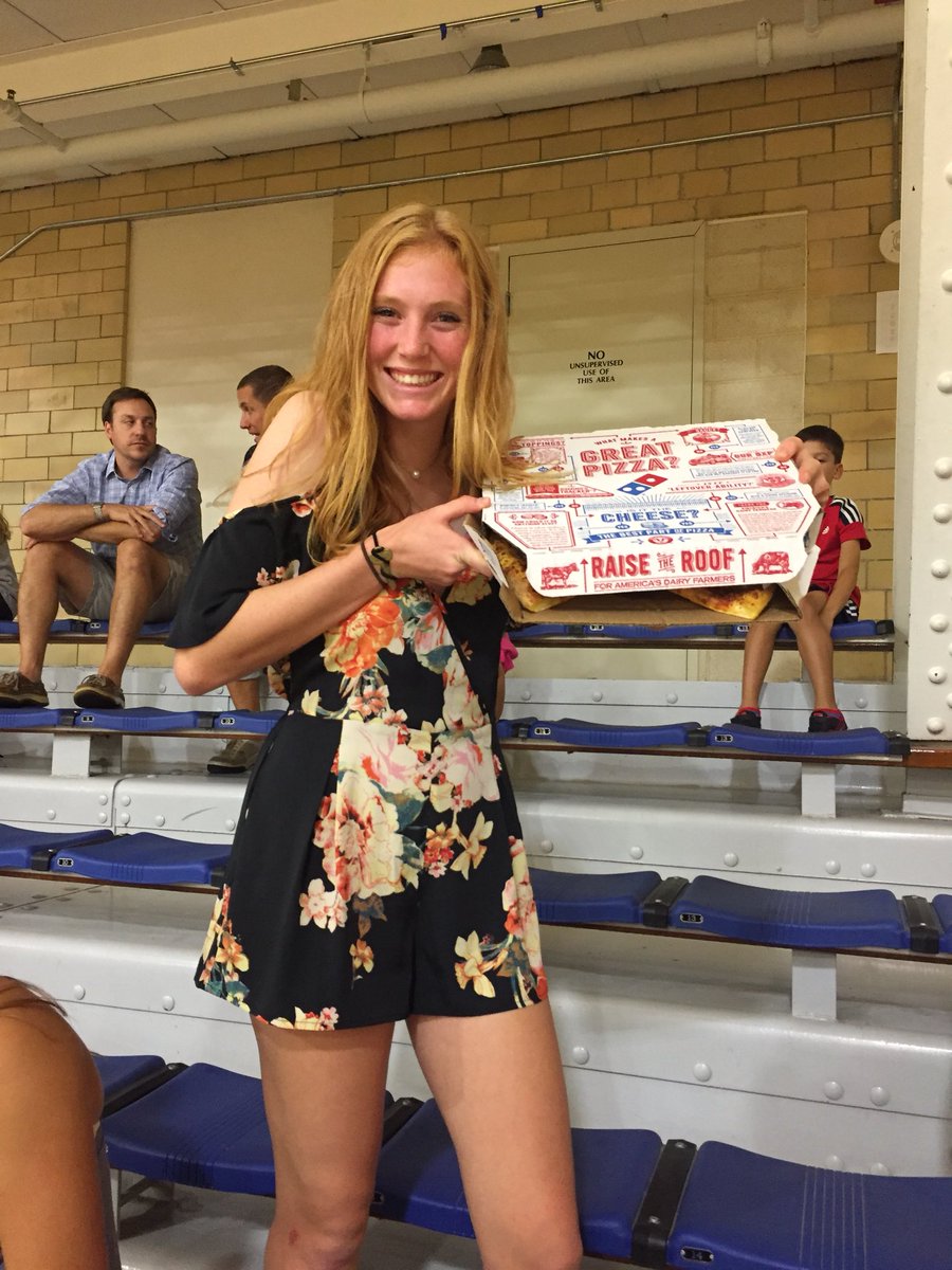 We had a great time supporting <a href="/bisonvolleyball/">CCHS Volleyball</a> tonight, and even got a free pizza thanks to Chloe’s skills on court!! 🍕🏐