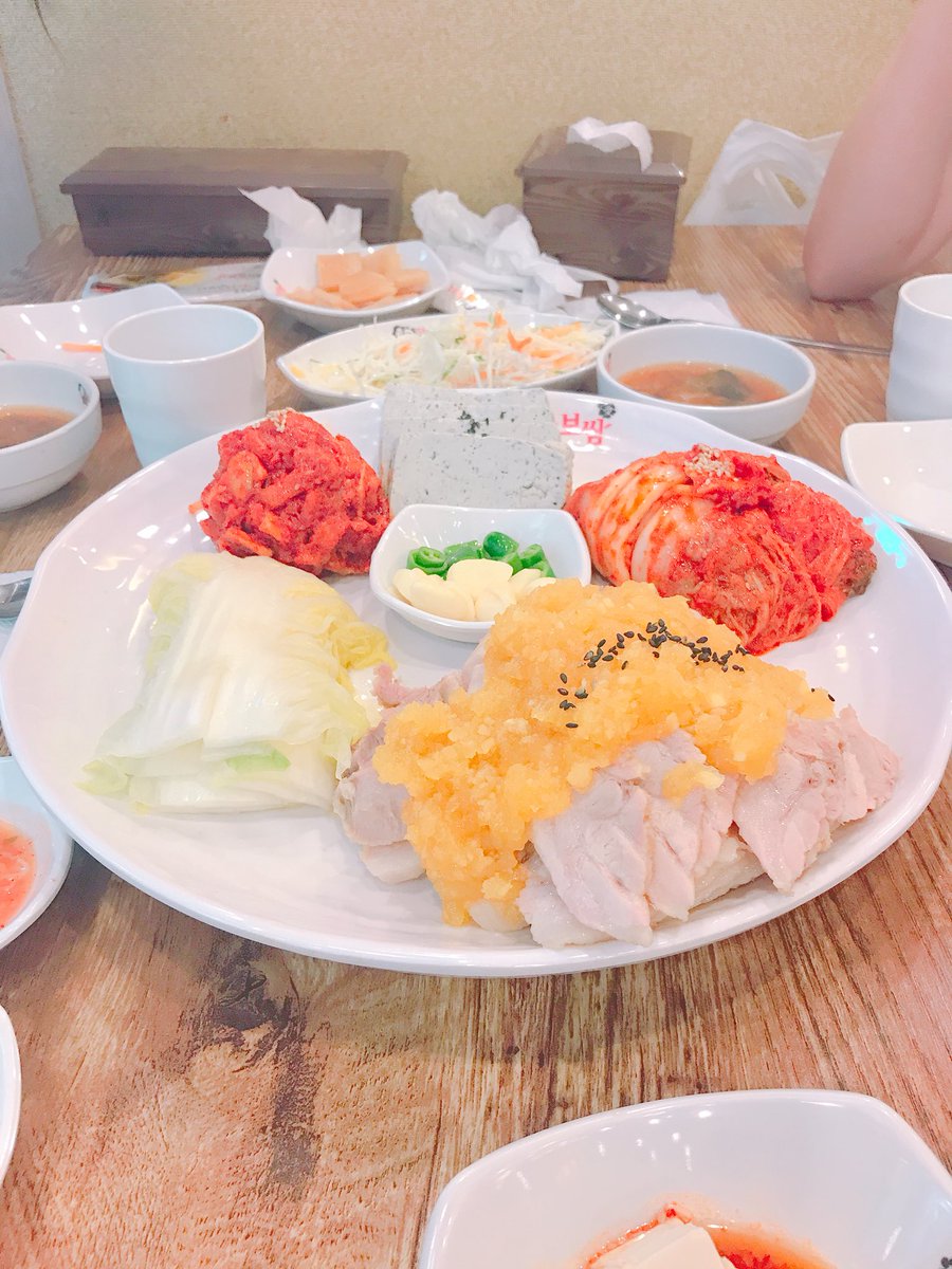 마늘보쌈 맛있는 것!!